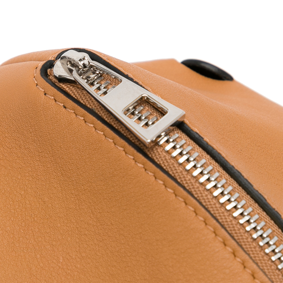 Pre-Loved LOEWE Leather Whale Pouch - Picture 10 of 12